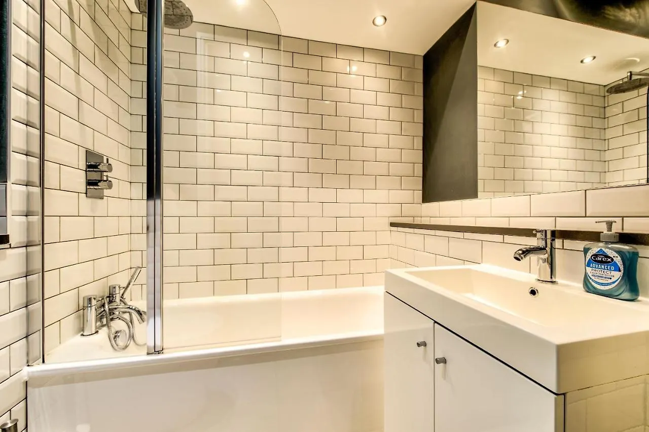 Joivy Bright & Spacious Apt In Stockbridge 爱丁堡 0*,