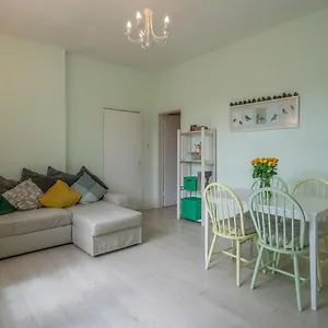 Pass The Keys Spacious Flat At Royal Mile Edinburgh