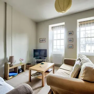 Guestready - Charming In Old Town Edinburgh