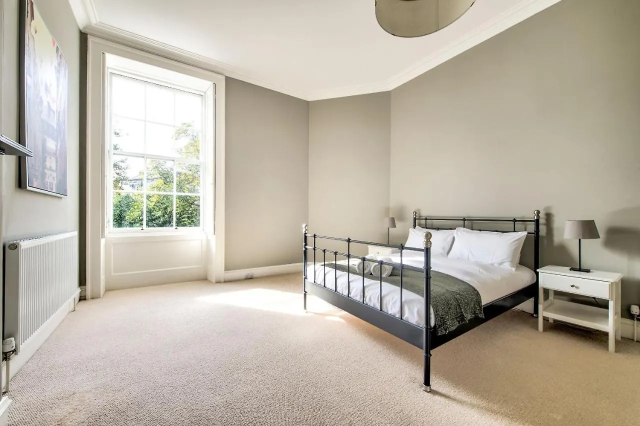 Joivy Bright & Spacious Apt In Stockbridge Edinburgh Apartment